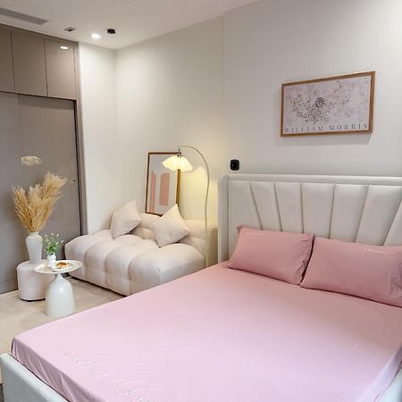 Bunnys Homes - Service Apartment Hanoi Bagian luar foto