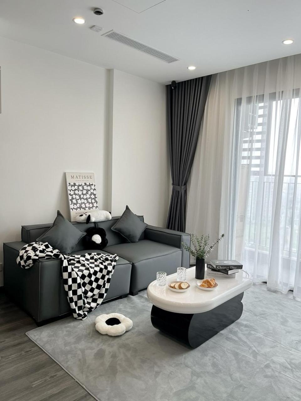 Bunnys Homes - Service Apartment Hanoi Bagian luar foto